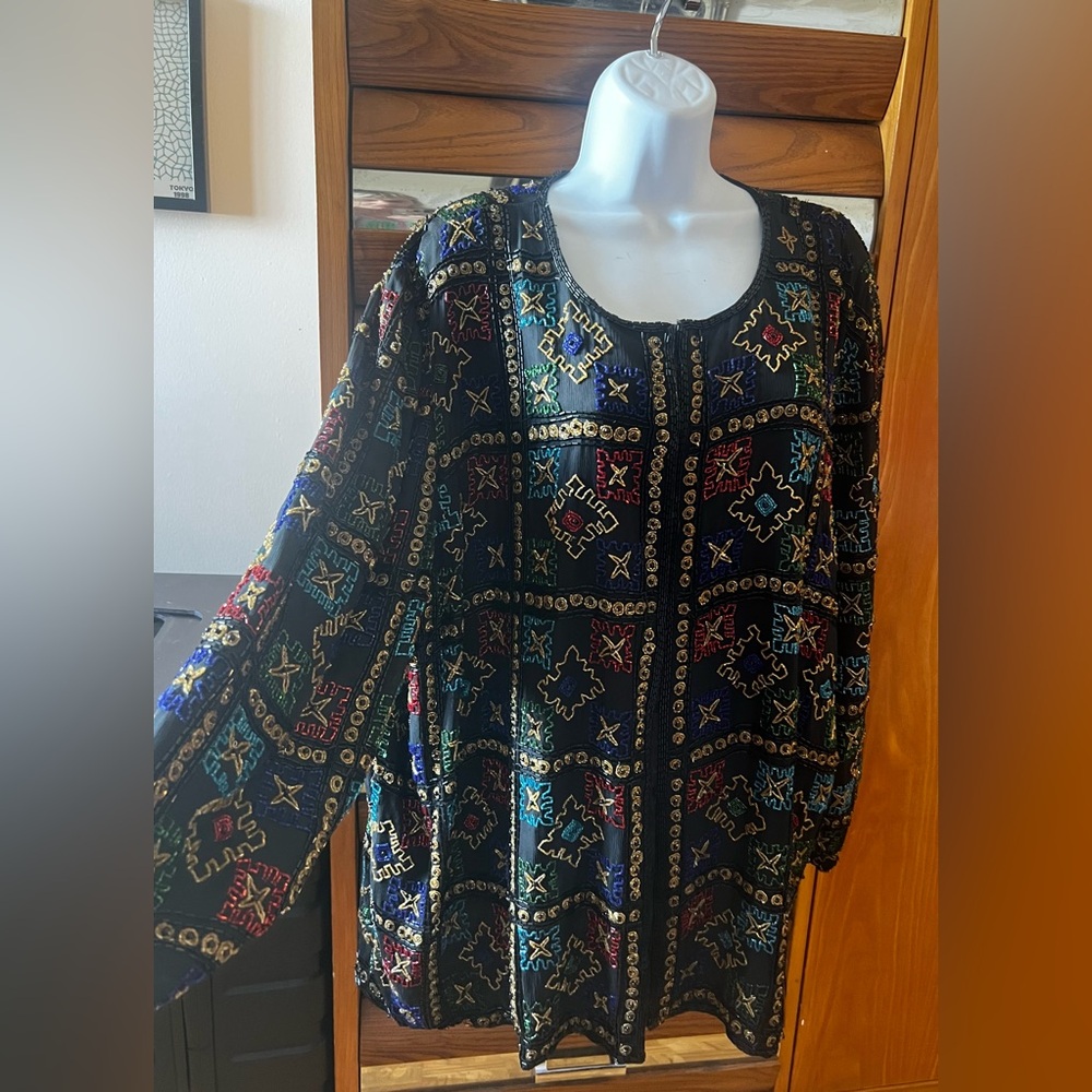 Vintage - Colorful 100% silk Embroidered Black vest - size Medium/Large